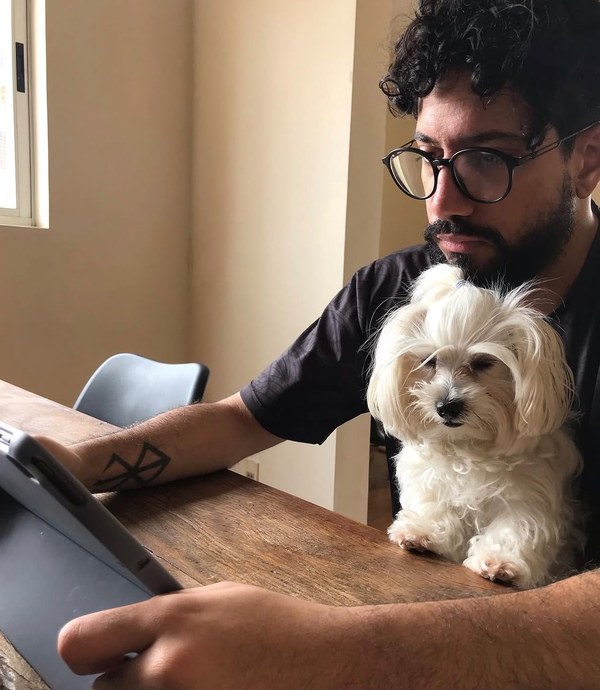 Magno working with his dog
